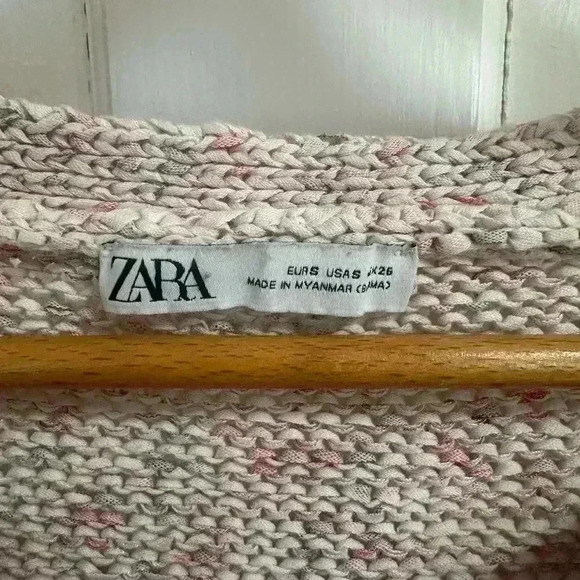 New Zara Pink Speckled Knit Cropped
Cardigan Jacket With Buttons Size S - Picture 5 of 7